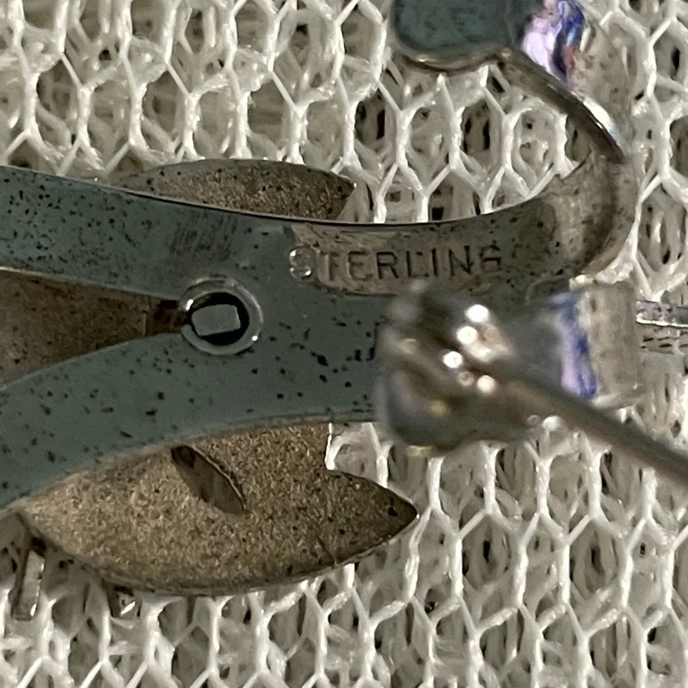 Sterling Cat Pin, vintage - Picture 3 of 3